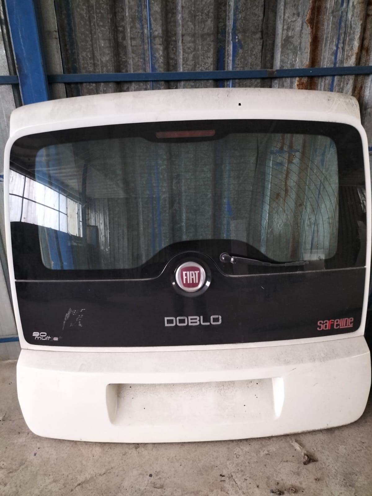 FİAT DOBLO 3 BAGAJ KAPISI