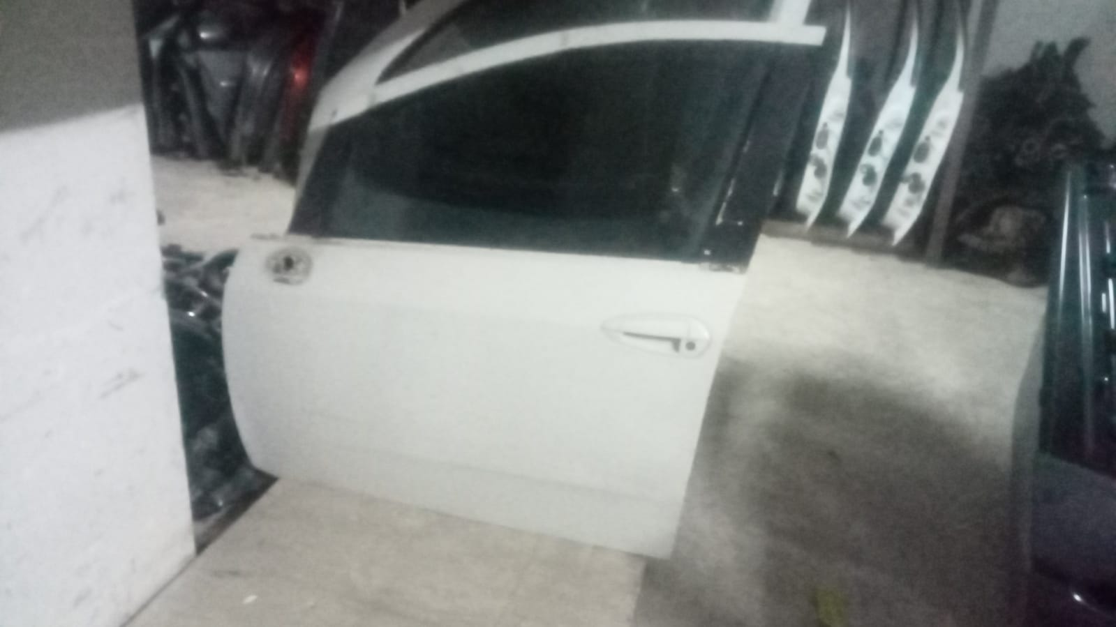 FİAT LİNEA SOL ÖN KAPI