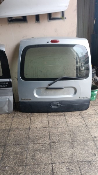 Kango bagaj kapağı