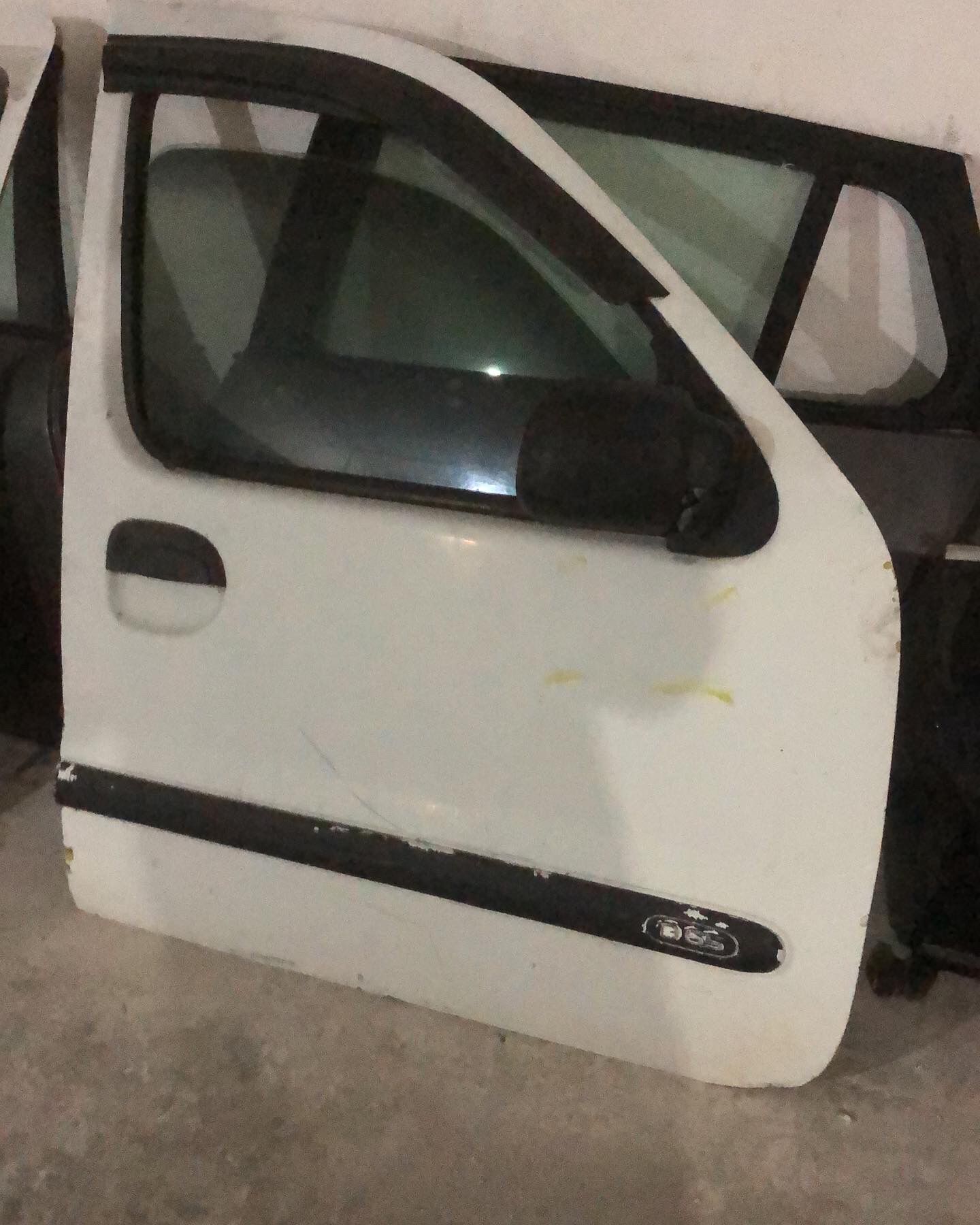 RENAULT KANGOO 1 SAĞ ÖN KAPI