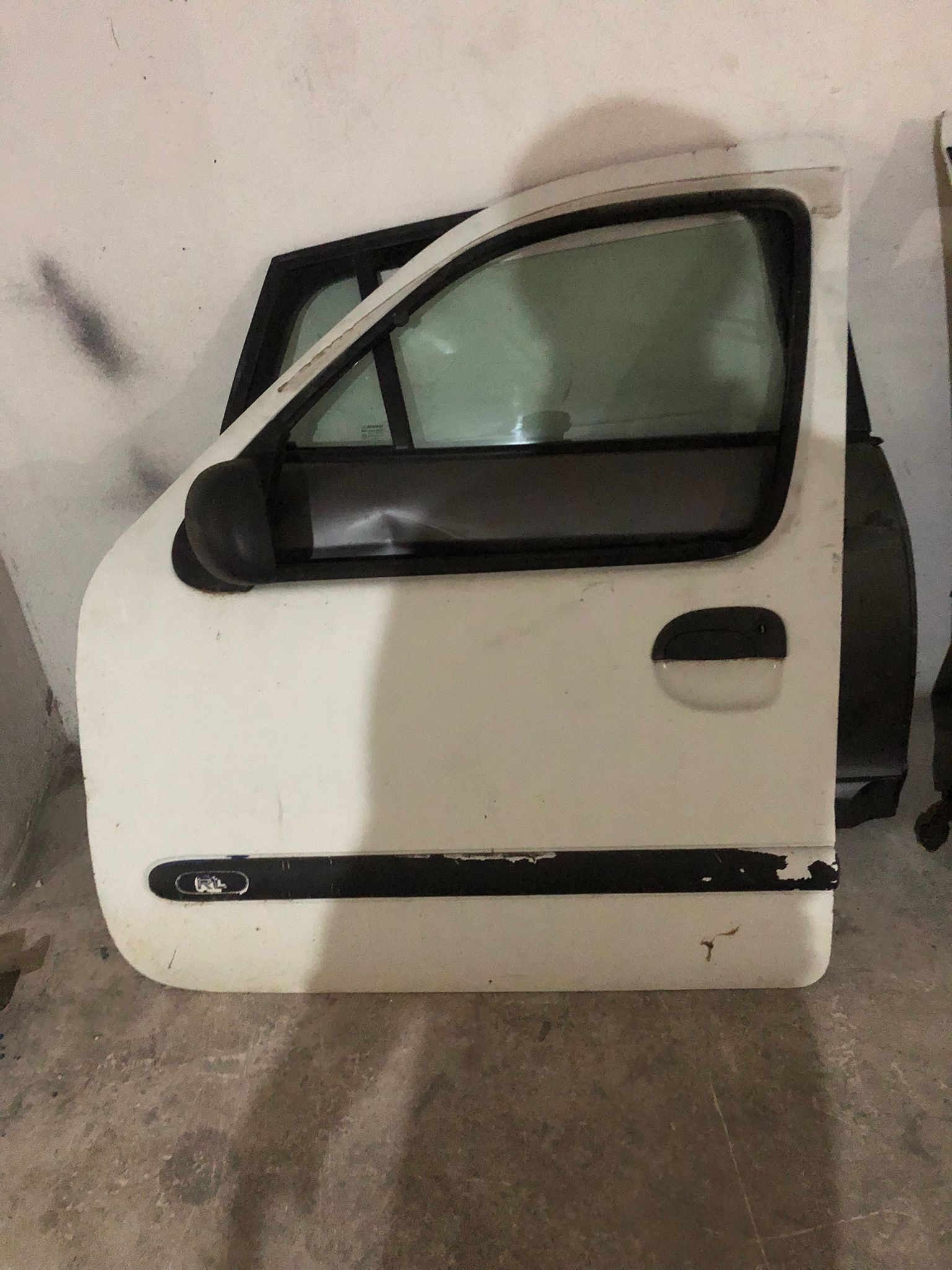 RENAULT KANGOO 1 SOL ÖN KAPI