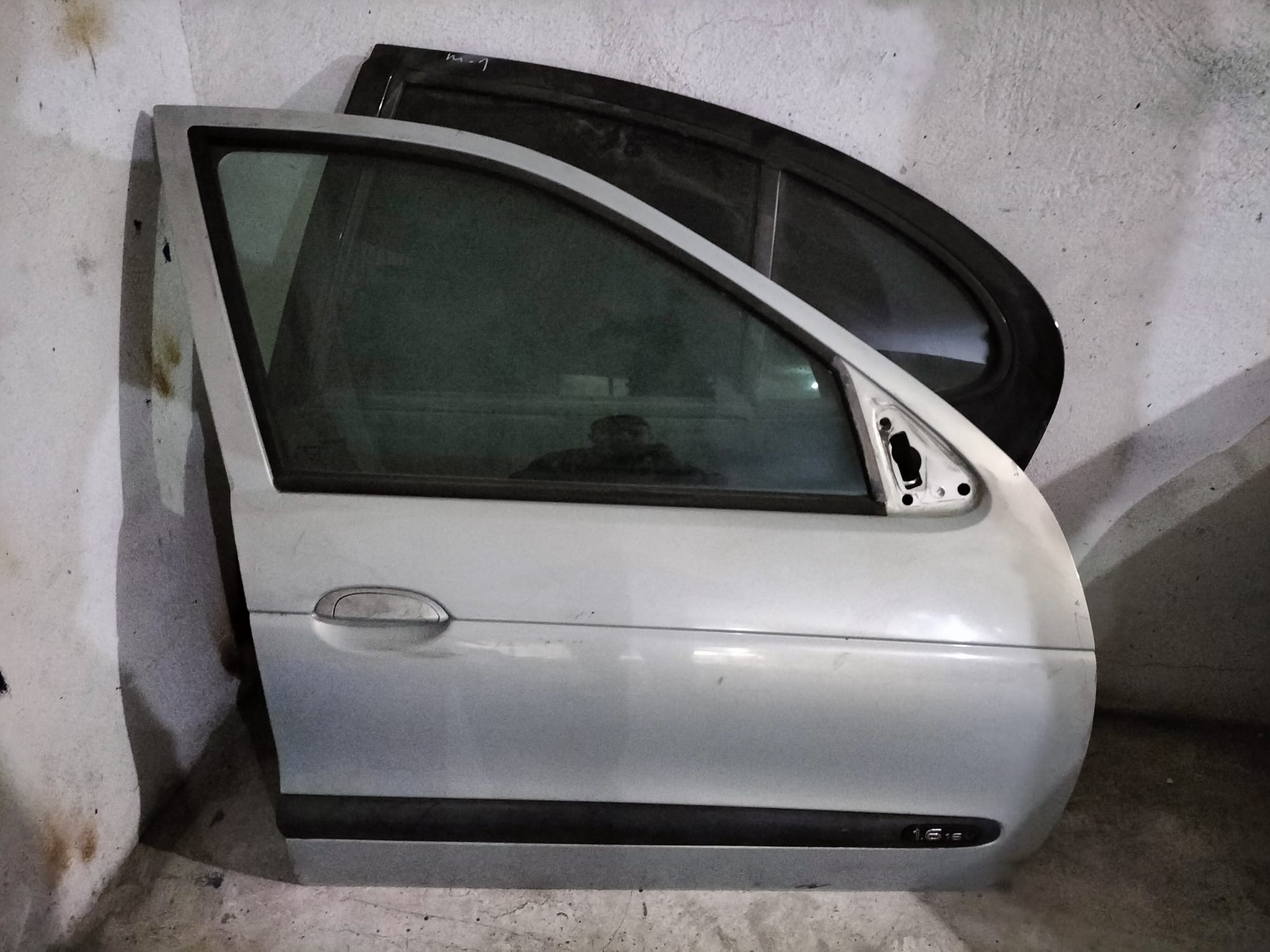 RENAULT MEGANE 1 SAĞ ÖN KAPI